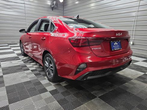 Used 2023 Kia Forte LXS FWD image 7