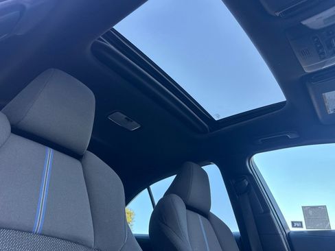 Used 2020 Toyota Corolla SE image 18