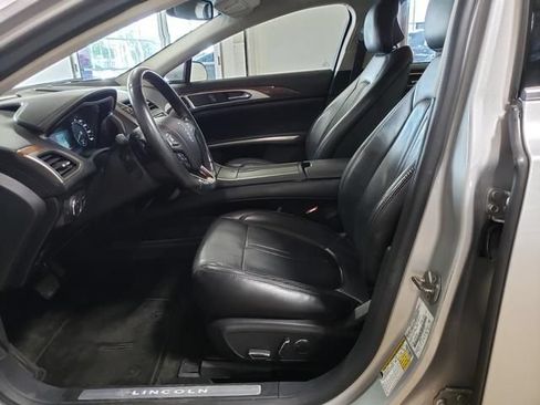Used 2016 Lincoln MKZ w/ Equipment Group 300A Reserve FWD image 10