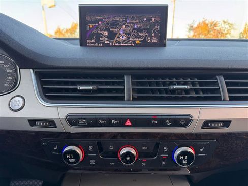 Used 2019 Audi Q7 2.0T Premium image 35