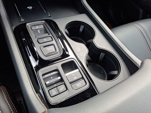 Certified 2025 Honda Pilot TrailSport image 15