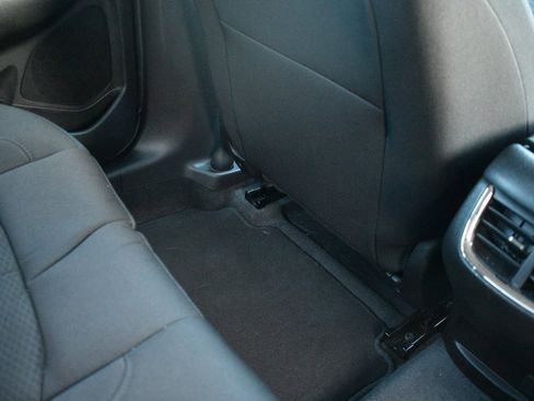 Used 2024 Chevrolet Malibu LT image 31