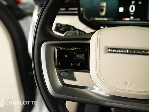 Used 2023 Land Rover Range Rover SE image 19