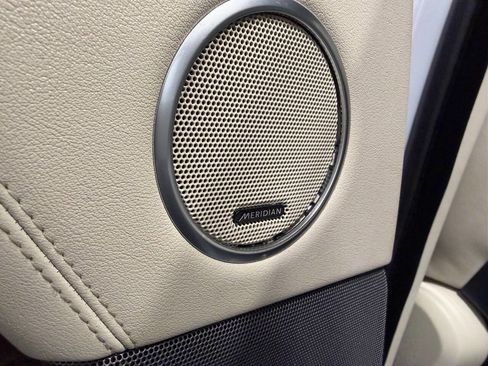 Used 2019 Land Rover Range Rover Supercharged image 37