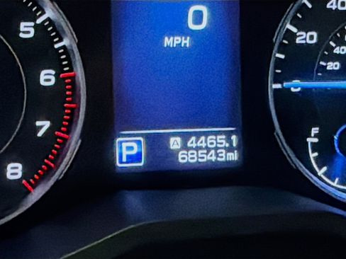 Used 2021 Subaru Ascent Touring image 8