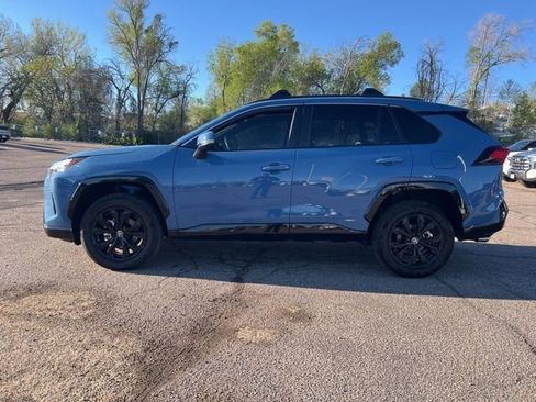 Used 2024 Toyota RAV4 SE w/ Convenience Package image 2