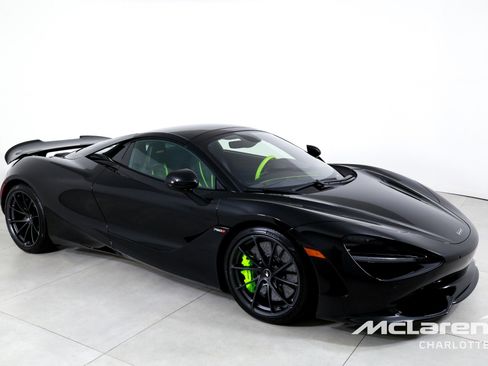 New 2026 McLaren 750S Spider RWD image 2