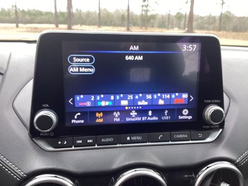 Used 2023 Nissan Sentra SV image 15