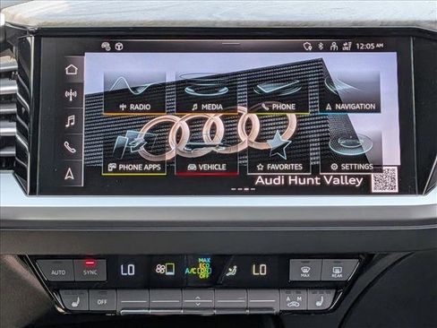 Certified 2025 Audi Q4 e-tron Premium w/ Convenience Package RWD image 15