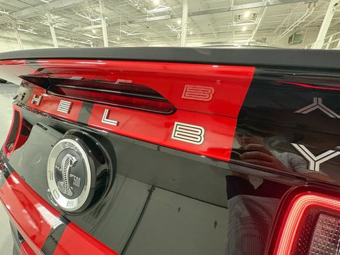 Used 2013 Ford Mustang Shelby GT500 RWD image 40