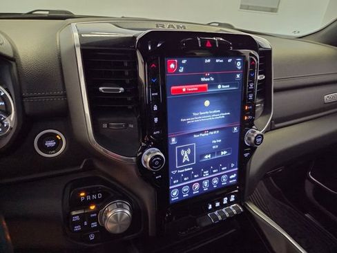 Used 2021 RAM 1500 Laramie w/ Sport Appearance Package AWD/4WD image 21