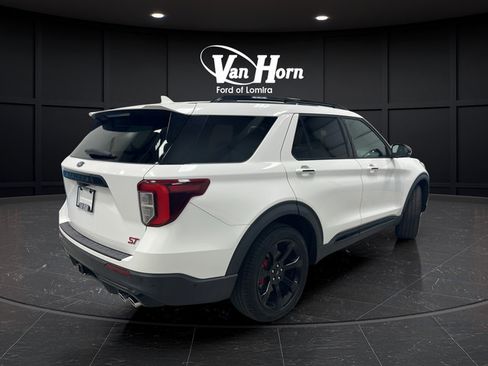 Used 2020 Ford Explorer ST w/ ST Street Pack AWD/4WD image 7