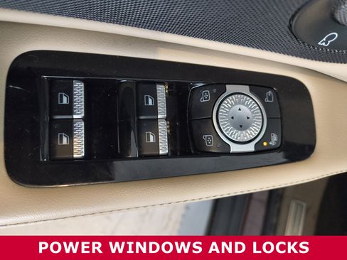 Used 2024 Lincoln Nautilus Reserve w/ Equipment Group 202A image 11