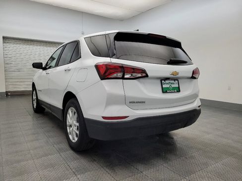 Used 2022 Chevrolet Equinox LS w/ LS Convenience Package image 5