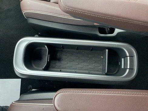 New 2025 Volkswagen ID. Buzz Pro S image 36