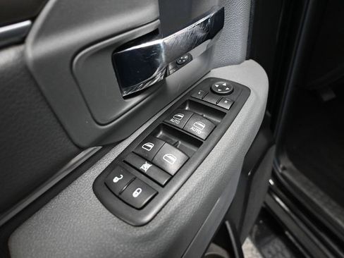 Used 2019 RAM 1500 Classic Warlock w/ Electronics Group AWD/4WD image 22