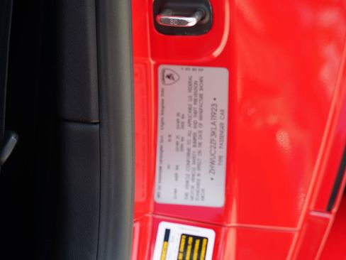 Used 2019 Lamborghini Huracan LP 580-2 image 20