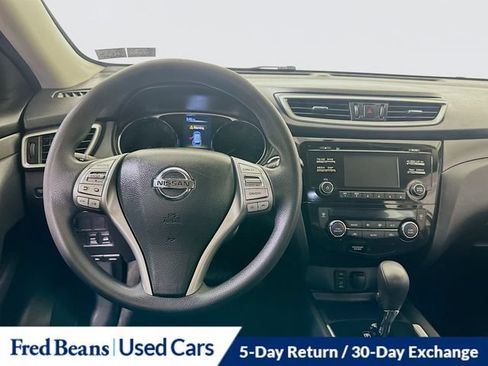 Used 2015 Nissan Rogue SV AWD/4WD image 27