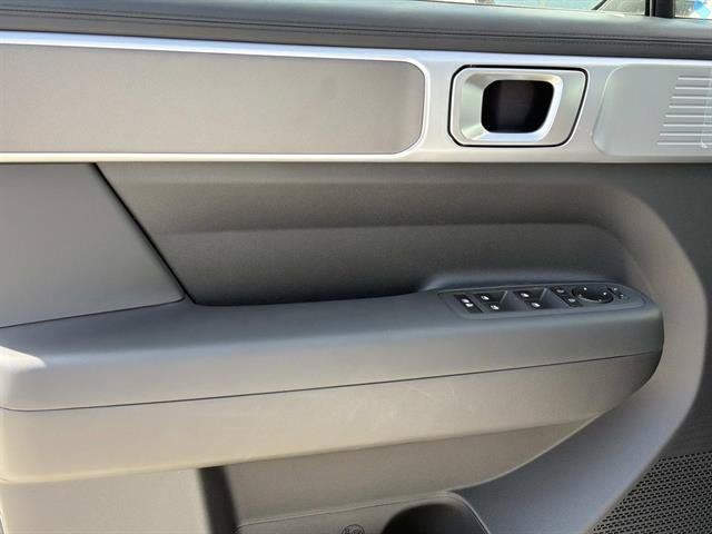New 2026 Hyundai Santa Fe SE FWD image 15