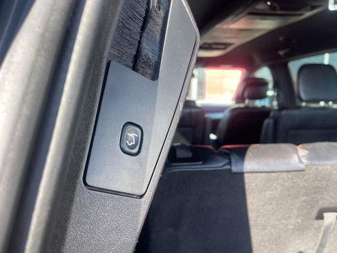 Used 2019 Dodge Grand Caravan GT image 17