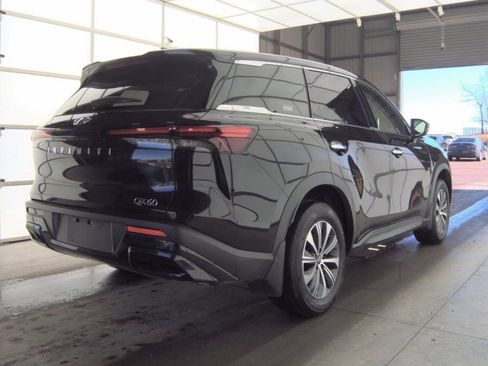 Certified 2025 INFINITI QX60 Pure image 2
