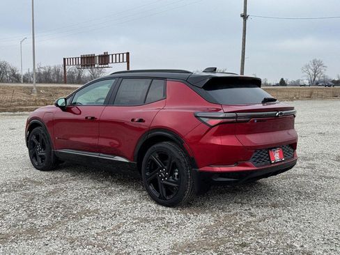 New 2026 Chevrolet Equinox EV RS image 3