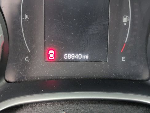 Used 2019 Jeep Compass Latitude FWD image 26