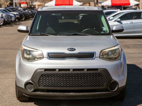 Used 2016 Kia Soul Base w/ Convenience Package image 4
