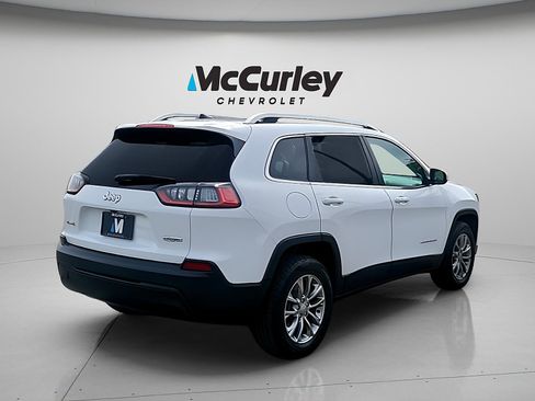Used 2019 Jeep Cherokee Latitude Plus w/ Comfort/Convenience Group AWD/4WD image 7