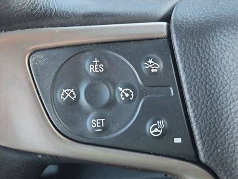 Used 2017 GMC Yukon Denali w/ Open Road Package AWD/4WD image 15