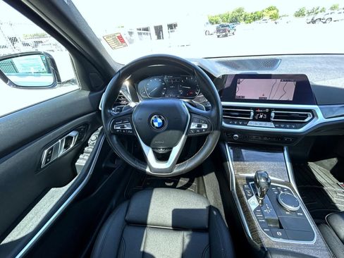 Used 2021 BMW 330i xDrive Sedan w/ Convenience Package AWD/4WD image 13