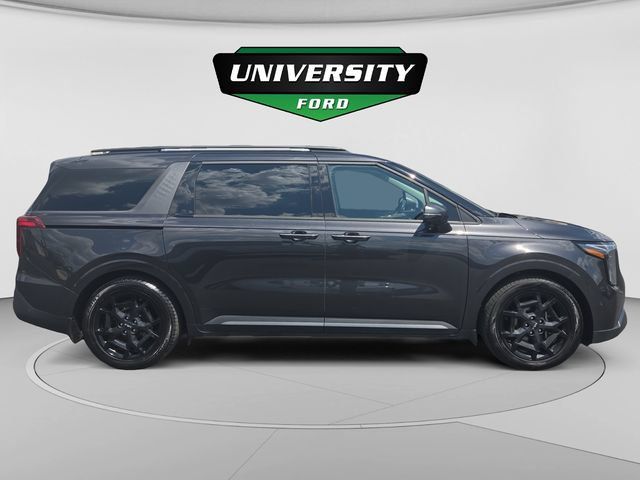 Used 2025 Kia Carnival SX Prestige FWD image 2