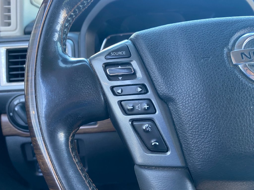 Used 2017 Nissan Titan Platinum Reserve AWD/4WD image 23