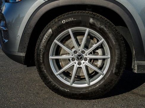 Used 2025 Mercedes-Benz GLE 350 4MATIC image 17