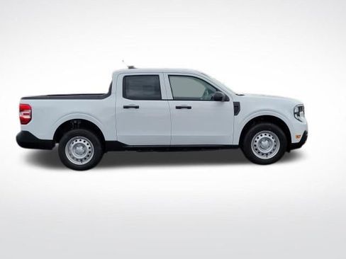 New 2025 Ford Maverick XL w/ Equipment Group 101A image 10