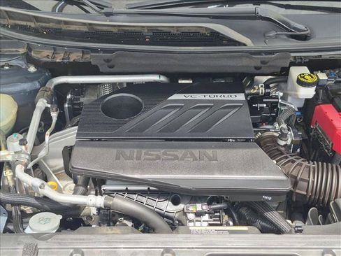 Used 2025 Nissan Rogue SV AWD/4WD image 22