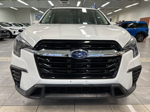 Used 2024 Subaru Ascent Premium w/ Convenience Package image 19