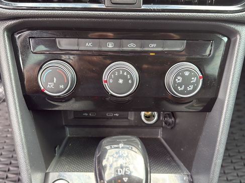 Used 2023 Volkswagen Taos S image 17