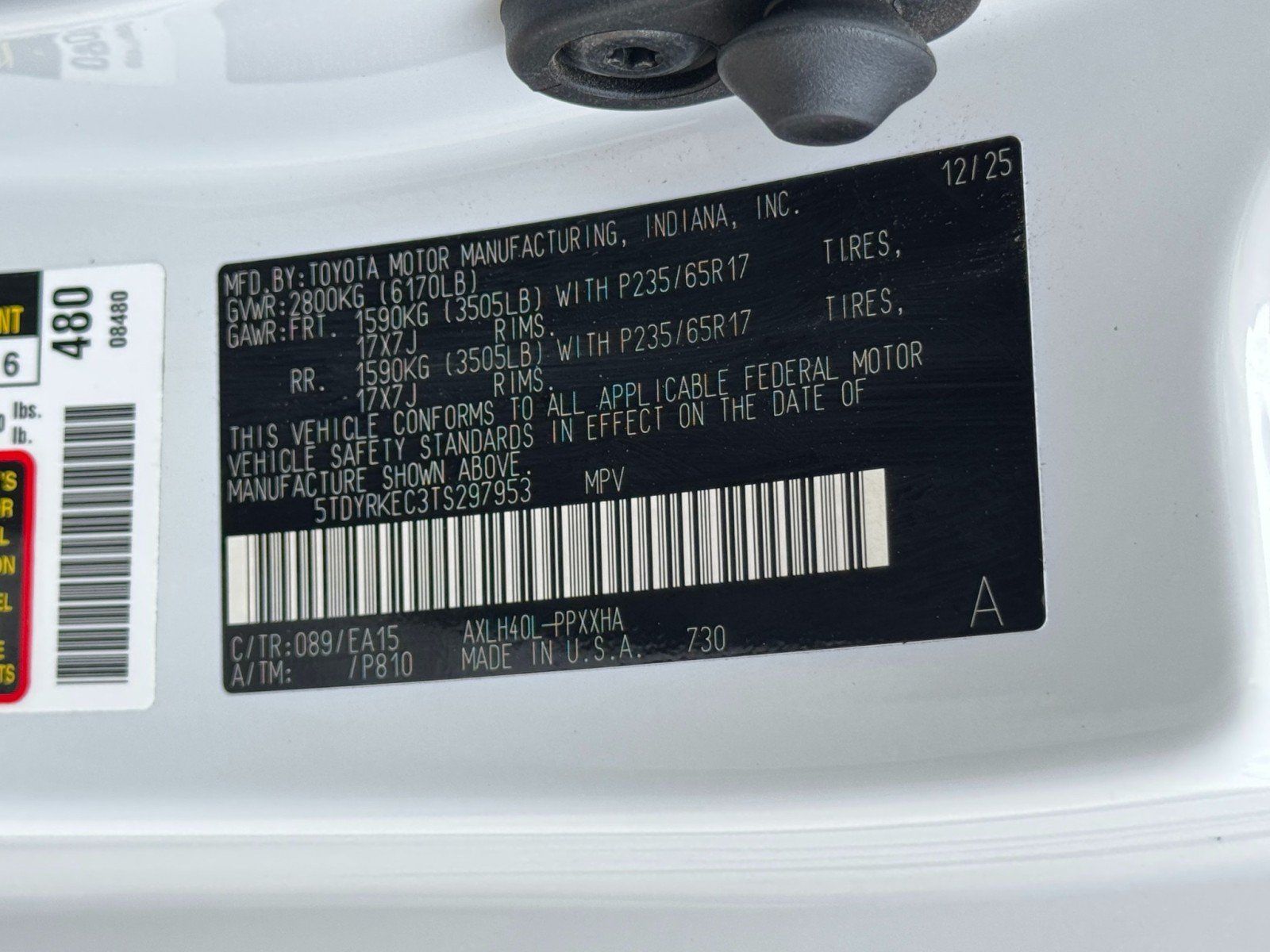 Used 2026 Toyota Sienna XLE FWD image 50