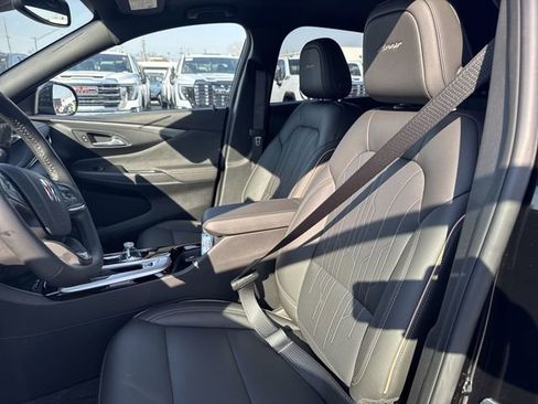 New 2026 Buick Envista Avenir image 11