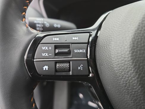 Certified 2025 Honda HR-V Sport image 16