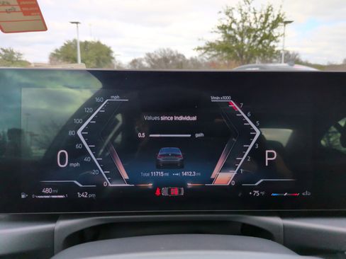 Certified 2023 BMW 330i Sedan w/ Convenience Package image 21