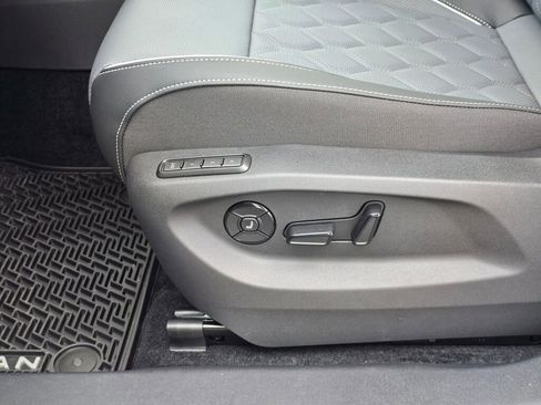 New 2026 Volkswagen Tiguan SEL R-Line image 22