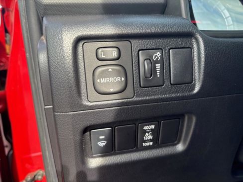 Used 2019 Toyota 4Runner SR5 Premium image 24