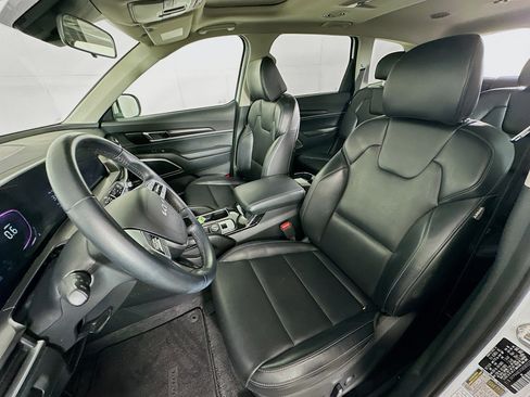 Used 2025 Kia Telluride S image 13