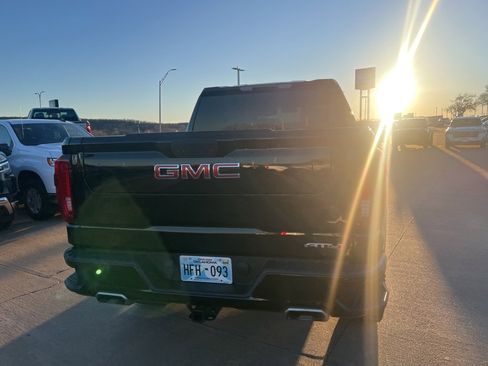 Used 2021 GMC Sierra 1500 AT4 image 8