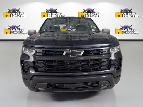 Used 2023 Chevrolet Silverado 1500 RST AWD/4WD image 2
