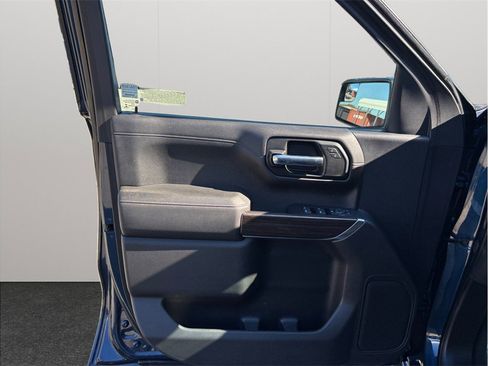 Used 2021 Chevrolet Silverado 1500 LT image 19