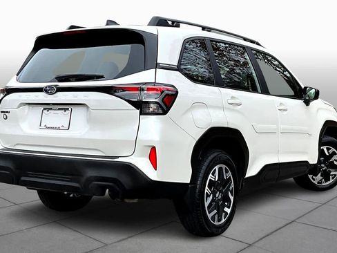 Used 2025 Subaru Forester image 12