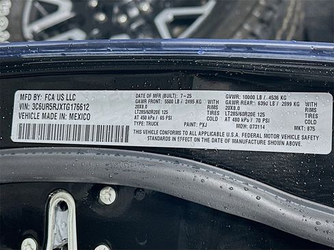 New 2026 RAM 2500 Limited w/ Towing Technology Group image 19